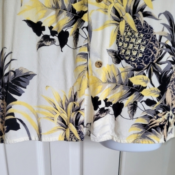 Puritan Hawaiian shirt pineapple floral off white black yellow button down large - Picture 12 of 16